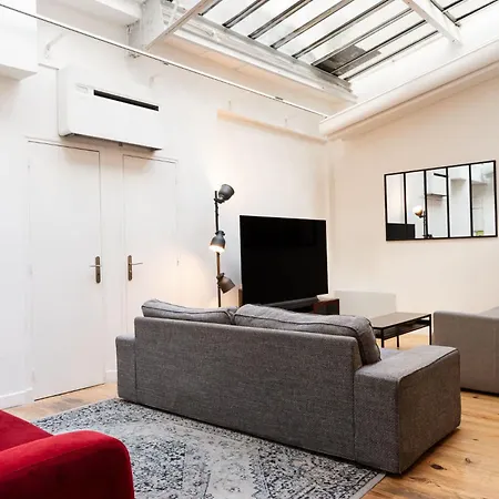 Loft House 3 Bedroom Bastille, Marais Ac By Lcc Agency