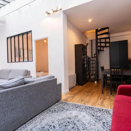 Loft House 3 Bedroom Bastille, Marais Ac By Lcc Agency *
